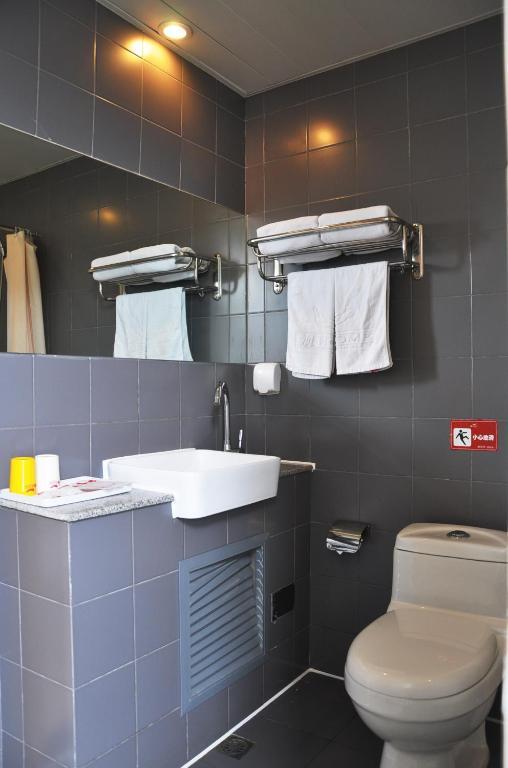 Piao Home Inn Beijing Qian Men Exteriör bild